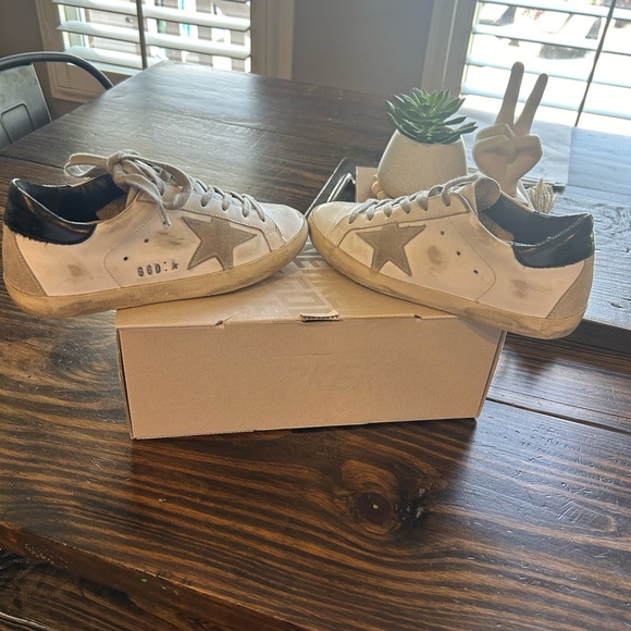 Women’s Golden Goose Superstar sneakers size 35 with original box - Picture 7 of 9